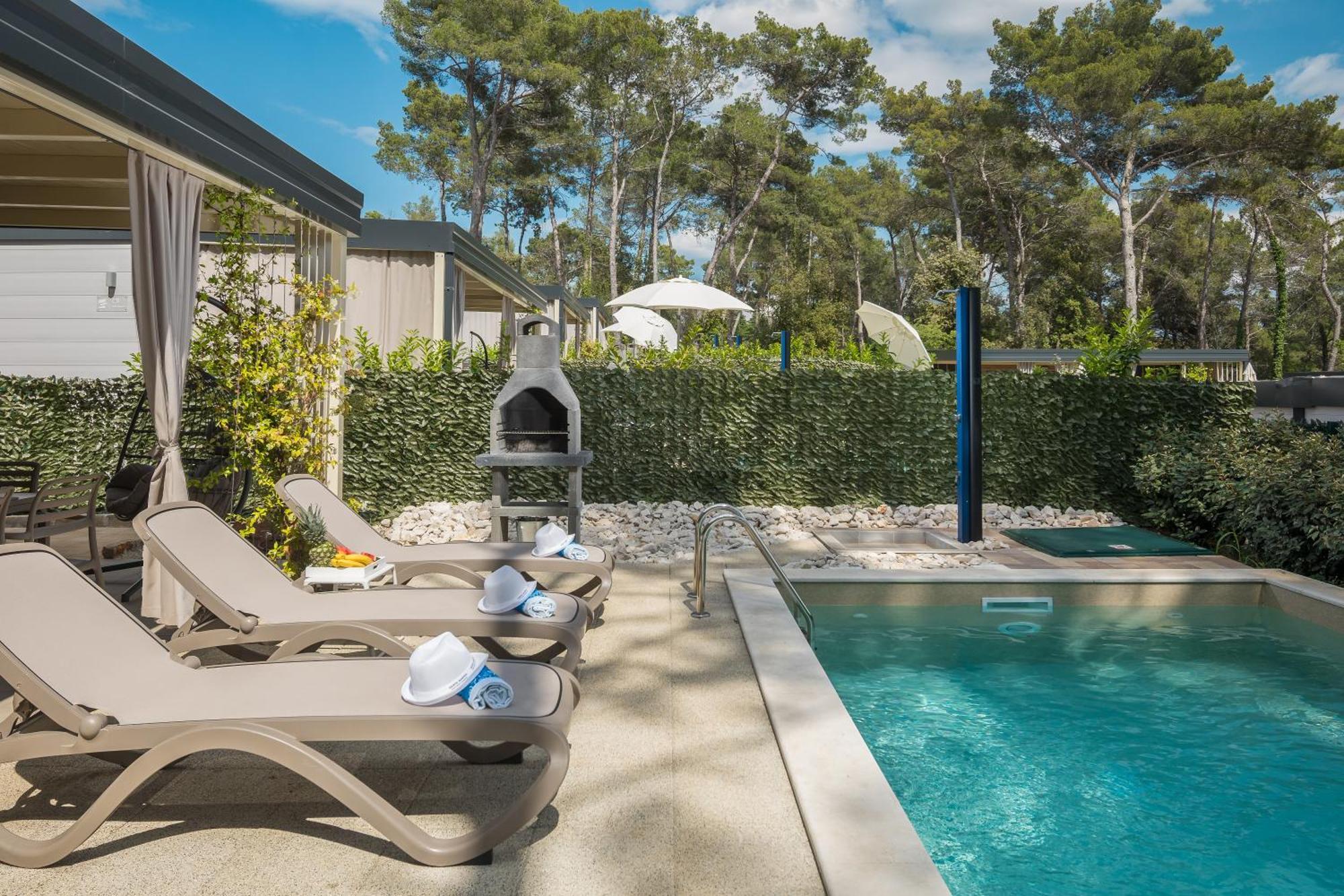 Premium Camping Homes Santa Marina, Lanterna Tar-Vabriga المظهر الخارجي الصورة