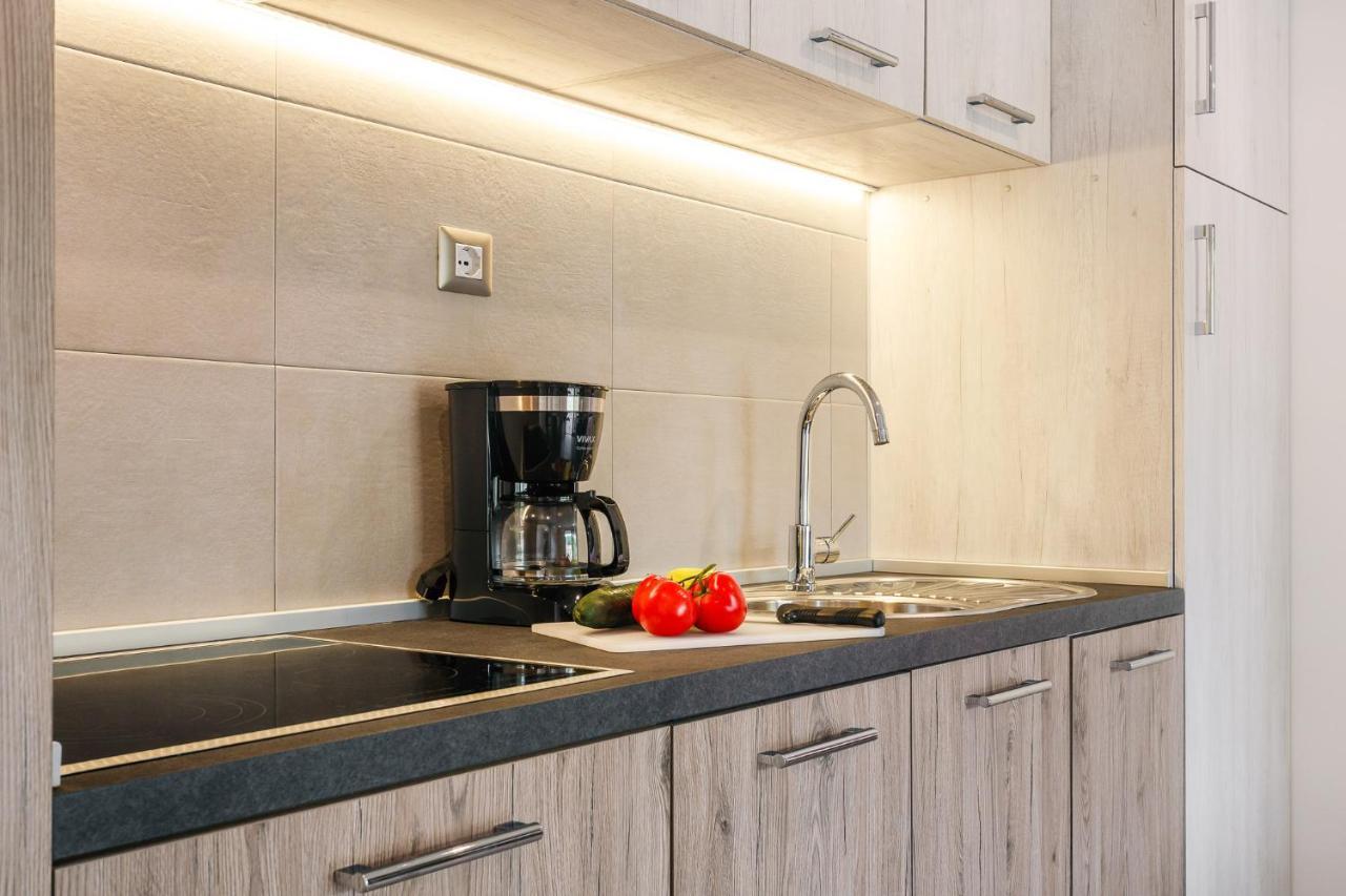 Premium Camping Homes Santa Marina, Lanterna Tar-Vabriga المظهر الخارجي الصورة