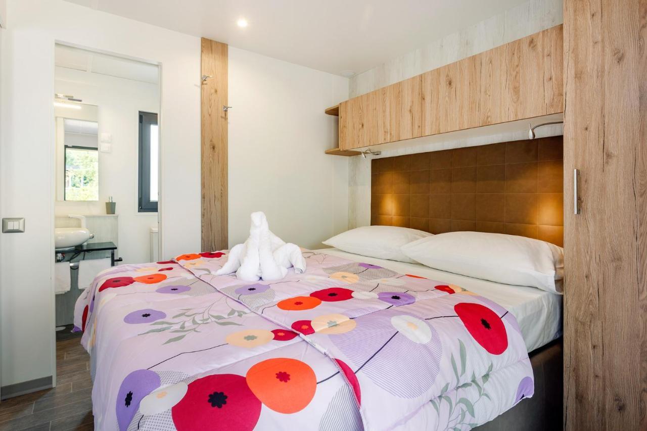 Premium Camping Homes Santa Marina, Lanterna Tar-Vabriga المظهر الخارجي الصورة